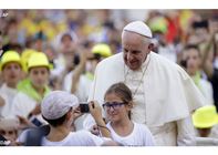 البابا يتابع تعاليمه حول العائلة