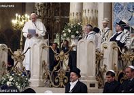 البابا فرنسيس يزور الكنيس اليهودي في روما 