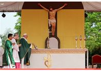  البابا فرنسيس يترأس القداس الإلهي في استاد كيايكاسّان في يانغون 