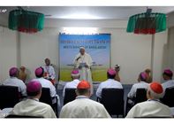البابا فرنسيس يلتقي أساقفة بنغلاديش