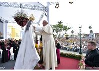 البابا فرنسيس يحتفل بأمسية صلاة مريميّة