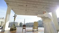 البابا يتحدّث عن زيارته الرسولية إلى تايلاند واليابان